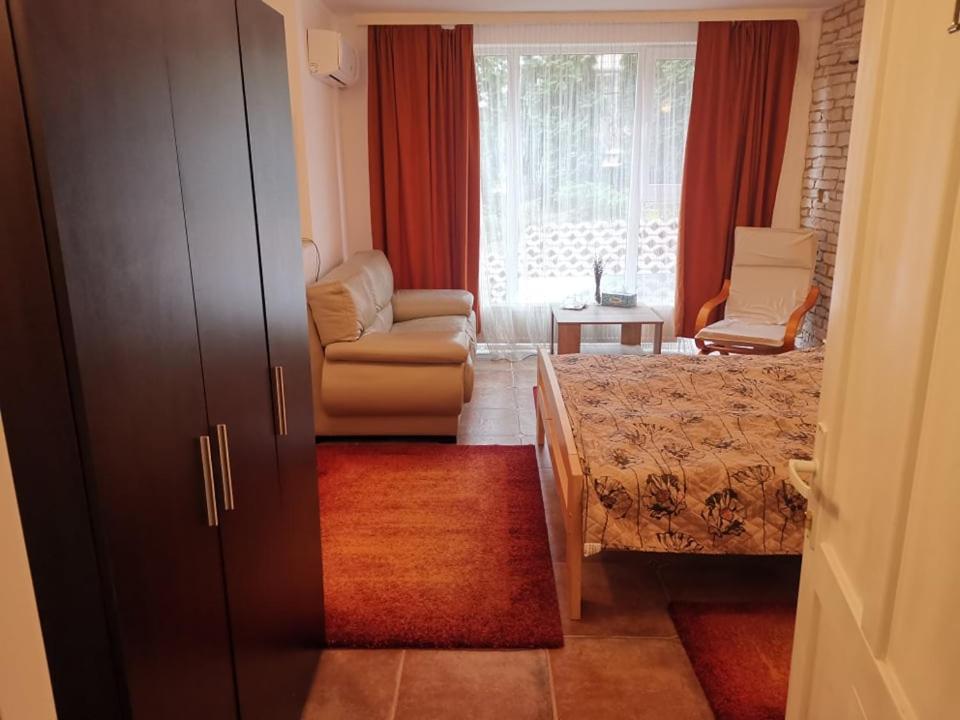 Stars Livezeni Hotel Ivanesti Exterior photo